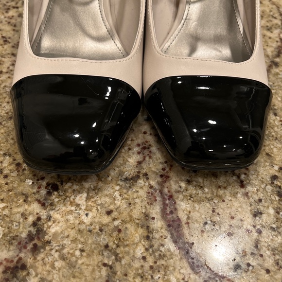 Cream & Black MaryJanes - Picture 5 of 9